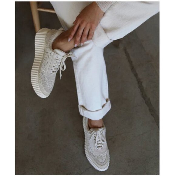 DOLCE VITA Dannis Sneaker in Ivory Woven Size US 9 - Picture 7 of 14